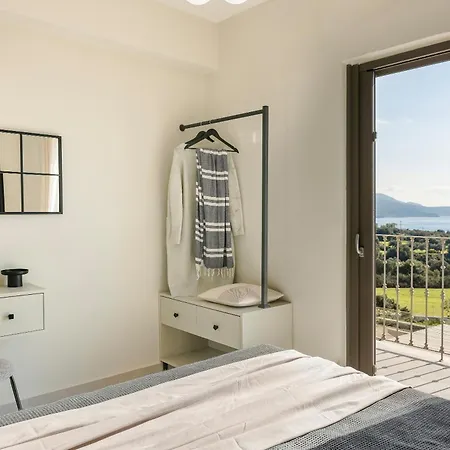 Palazzo Di Agathera Kefaloniaprivatevillas Villa *